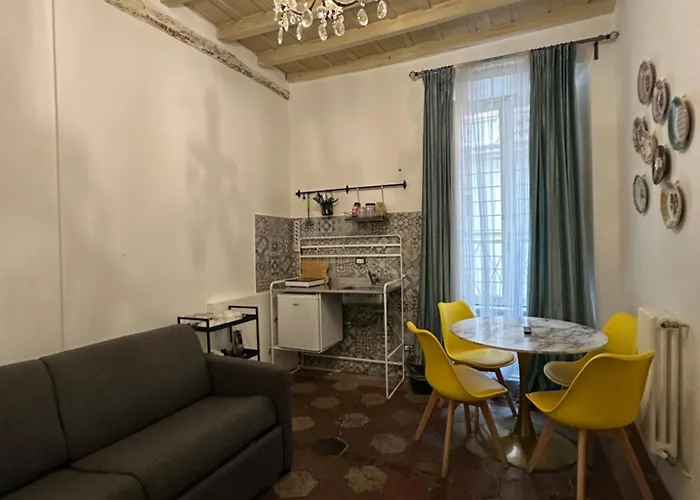 Appartamento Elegant Steps From The Colosseum *
