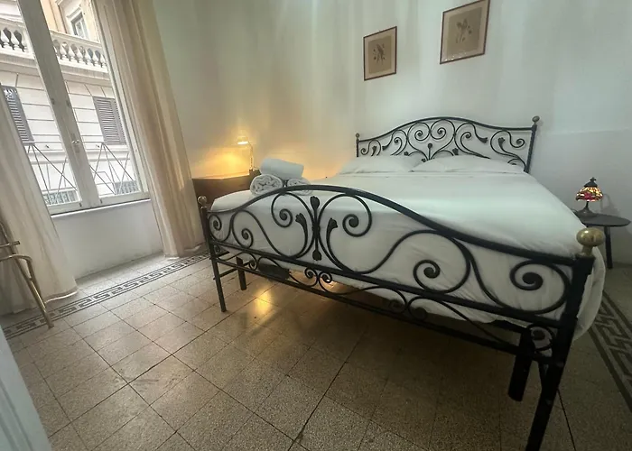 Appartamento Elegant Steps From The Colosseum Roma